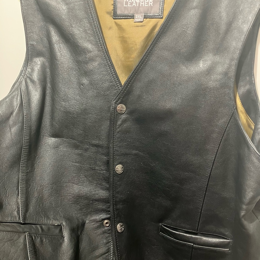 Wilson Black Leather Biker motorcycle 🏍️ Vest